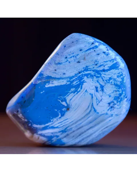 La Luce Blu dell'Ambra Indonesiana.