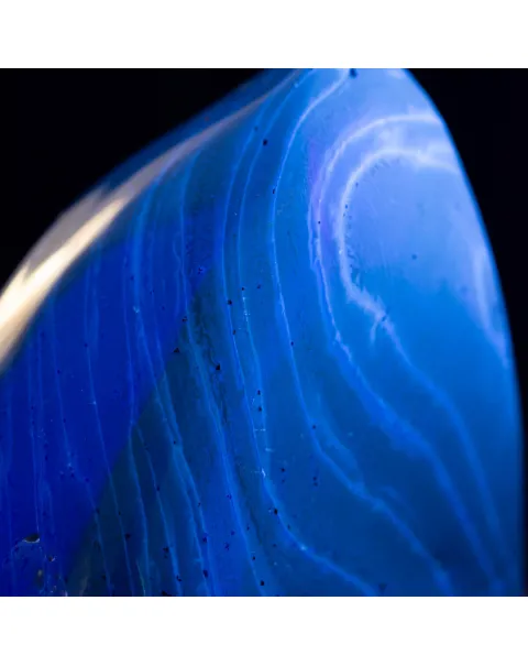 Esemplare di Ambra Blu Indonesiana da Sumatra.