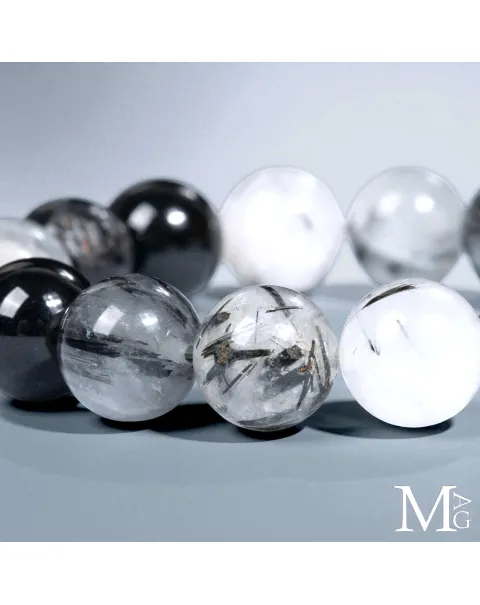 Bracciale in Quarzo Tormalinato e Onice Nero – Sfere da 12,5 mm