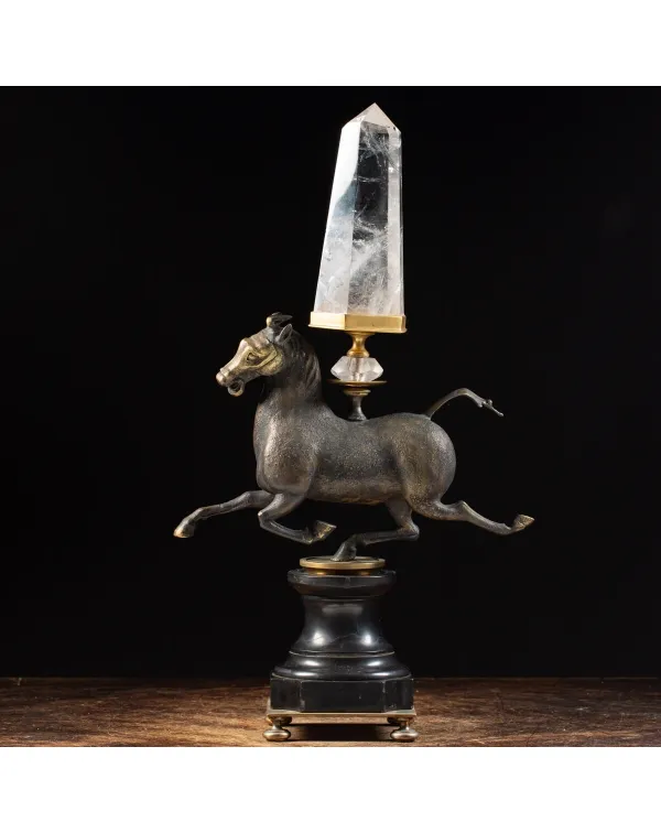 Scultura cavallo con Quarzo
