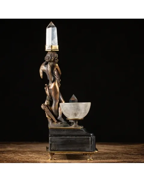 Scultura Eros con Punte di Quarzo