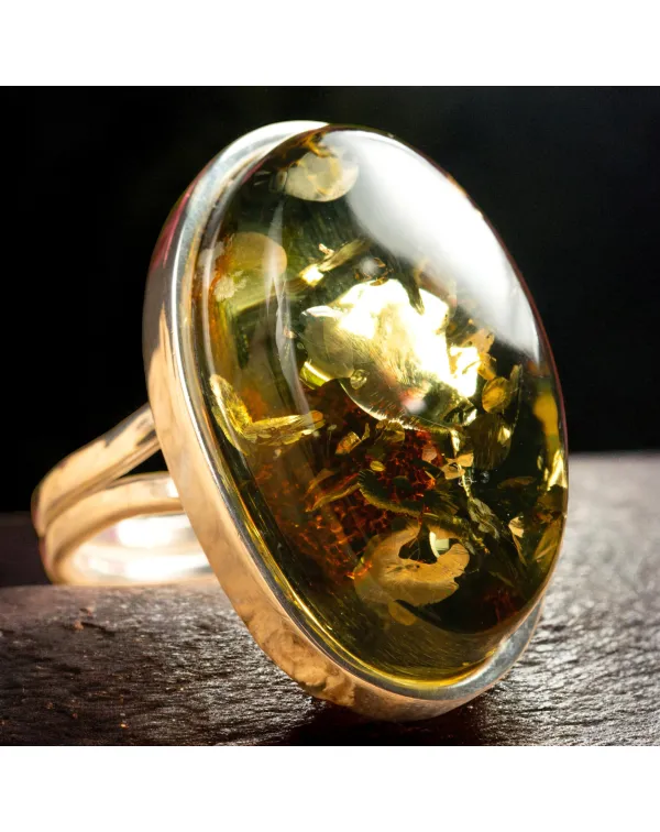 Anello in Argento con Ambra Verde del Baltico