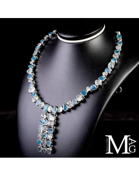 Collier in Argento con Acquamarina e Apatite Naturali.