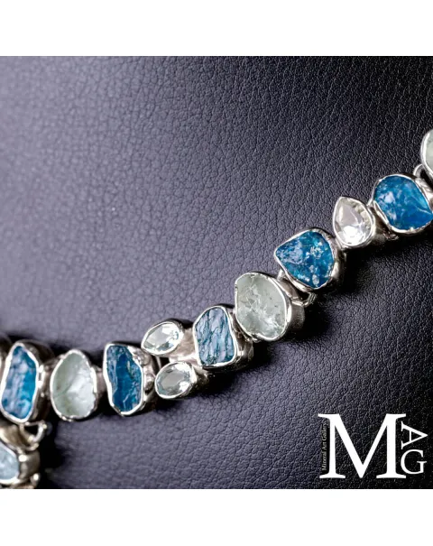Collier in Argento con Acquamarina e Apatite Naturali.