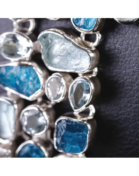 Collier in Argento con Acquamarina e Apatite Naturali.