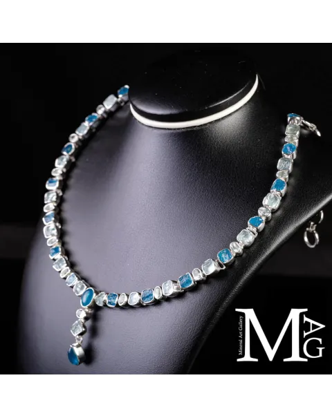 Collier in Argento con Acquamarina e Apatite Naturali.