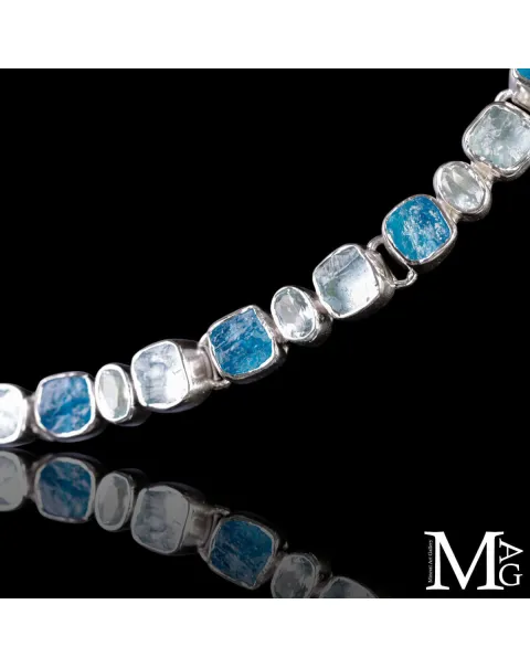 Collier in Argento con Acquamarina e Apatite Naturali.