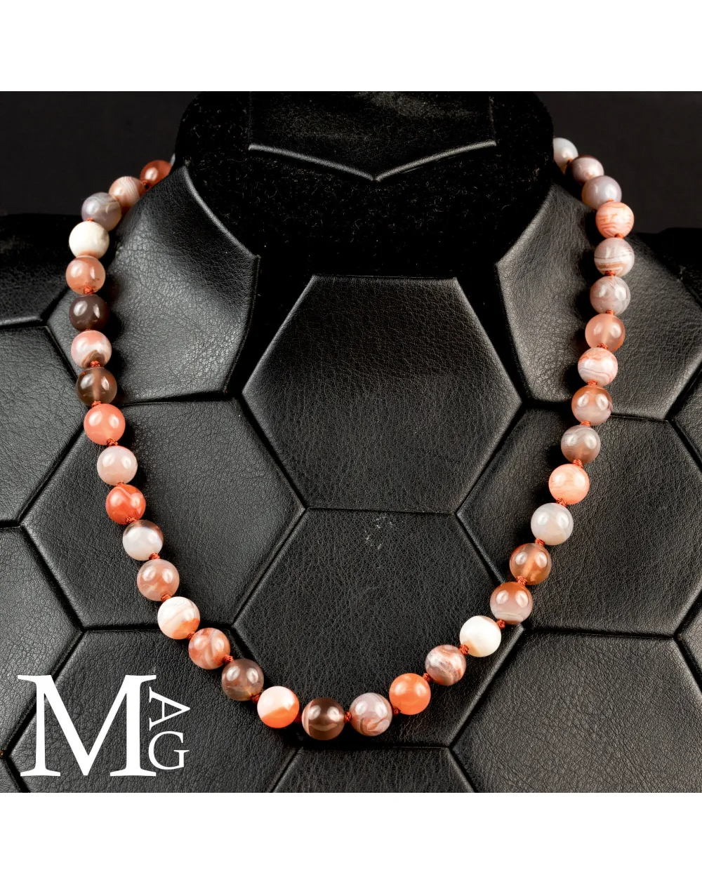 Collana in Agata del Botswana –  Antiche Vibrazioni.