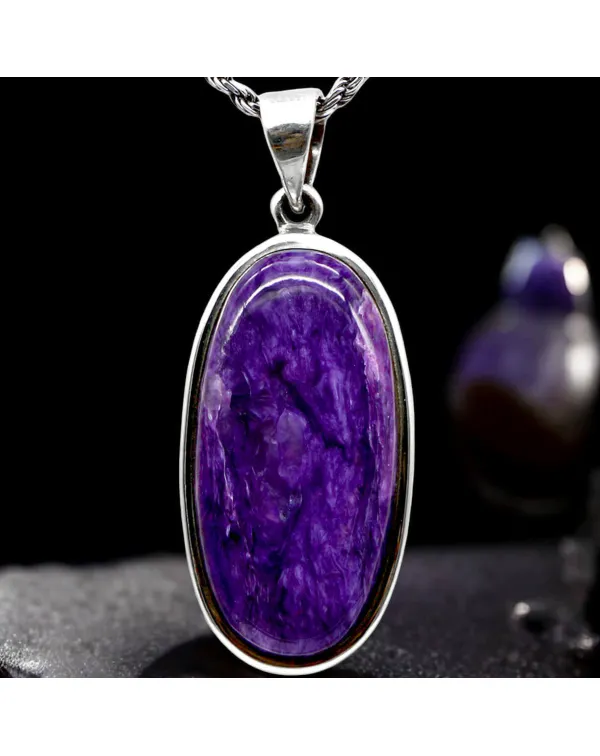 Ciondolo in Argento con Cabochon di Charoite dei M...