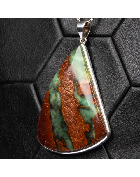 Ciondolo in Argento con Chrysoprase Boulder.