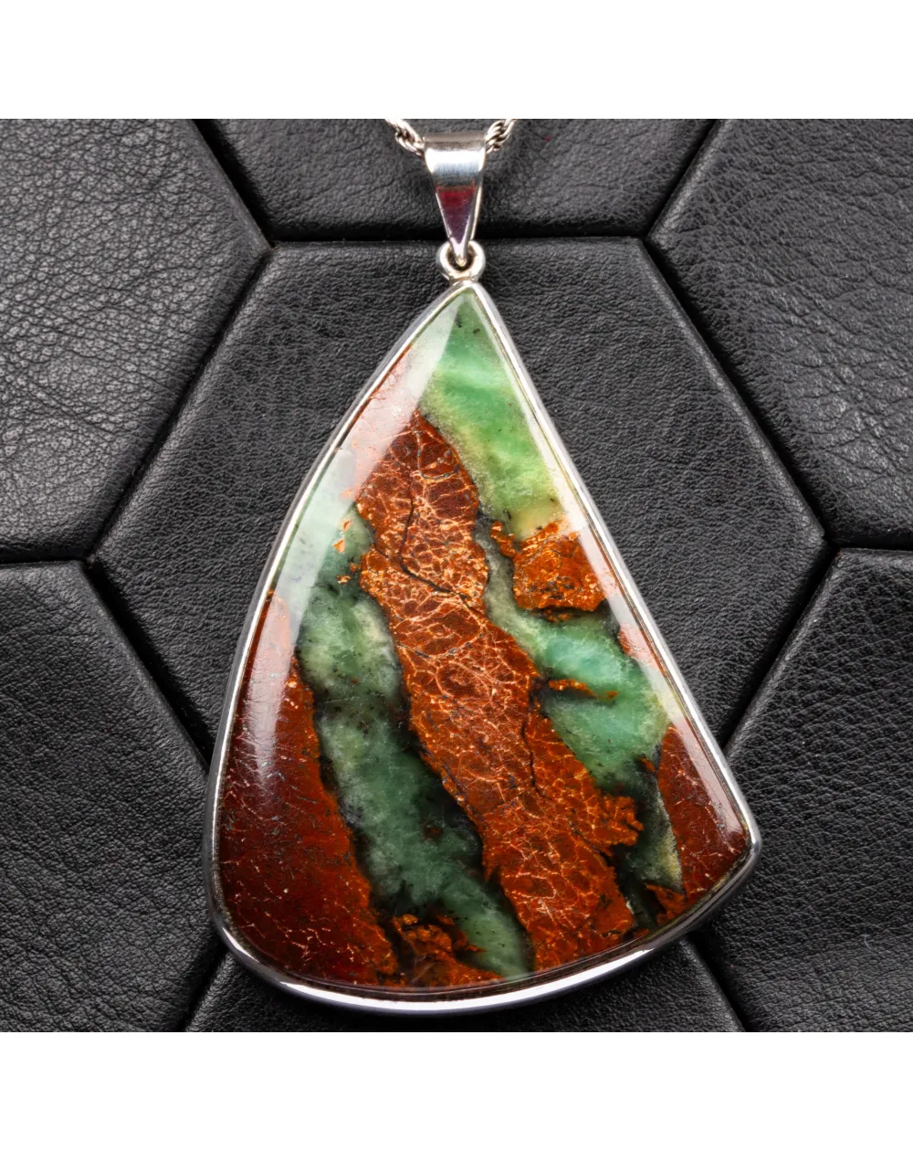 Ciondolo in Argento con Chrysoprase Boulder.