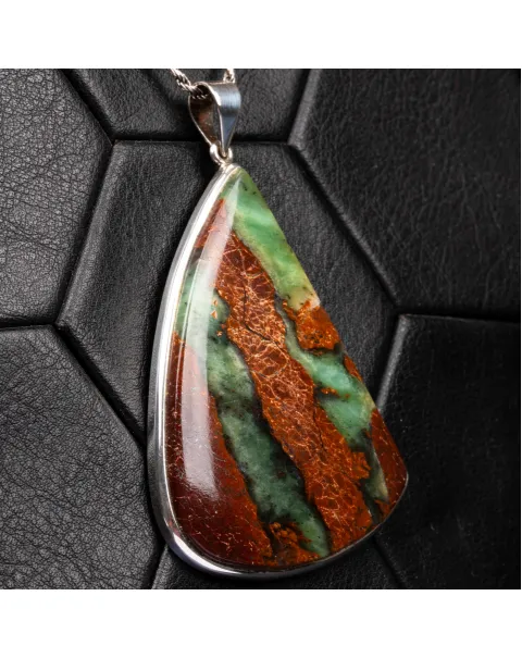 Ciondolo in Argento con Chrysoprase Boulder.