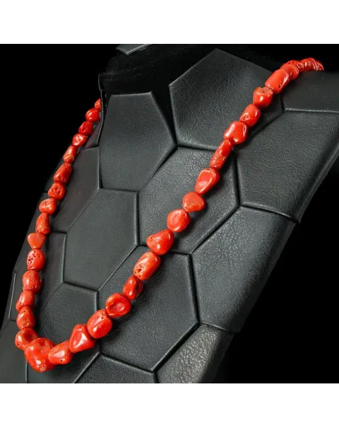 Collana in Corallo Rosso del Mediterraneo.