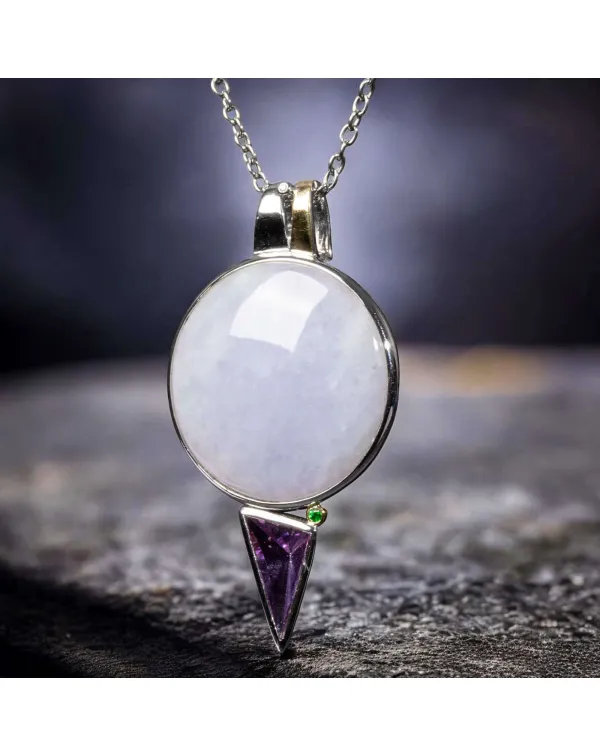 Eterna Armonia: Ciondolo in Giada Lavanda, Ametist...