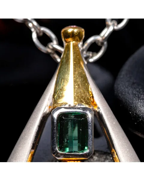 Ciondolo in Argento Satinato e Oro con Opale, Rubino e Tormaline..