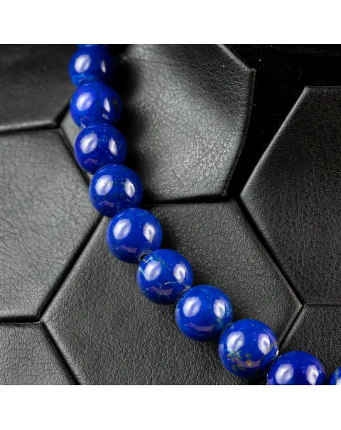 Collana in Lapislazzuli Royal Blue: Eleganza e Connessione Spirituale.
