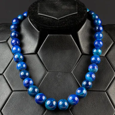 Collana in Lapislazzuli: Eleganza Blu e Connession...