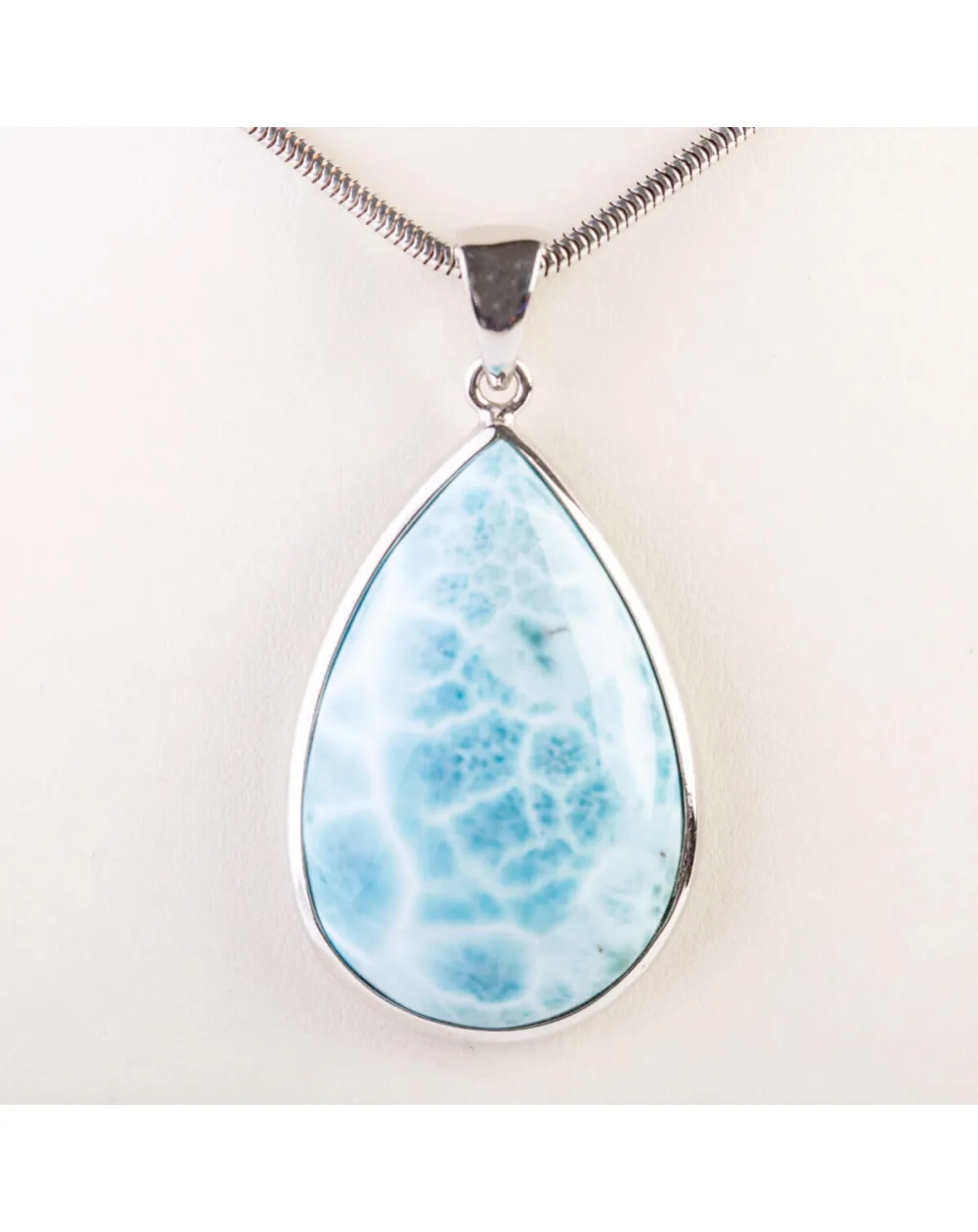 Ciondolo in Argento con Larimar, la Pietra della Tranquillità.