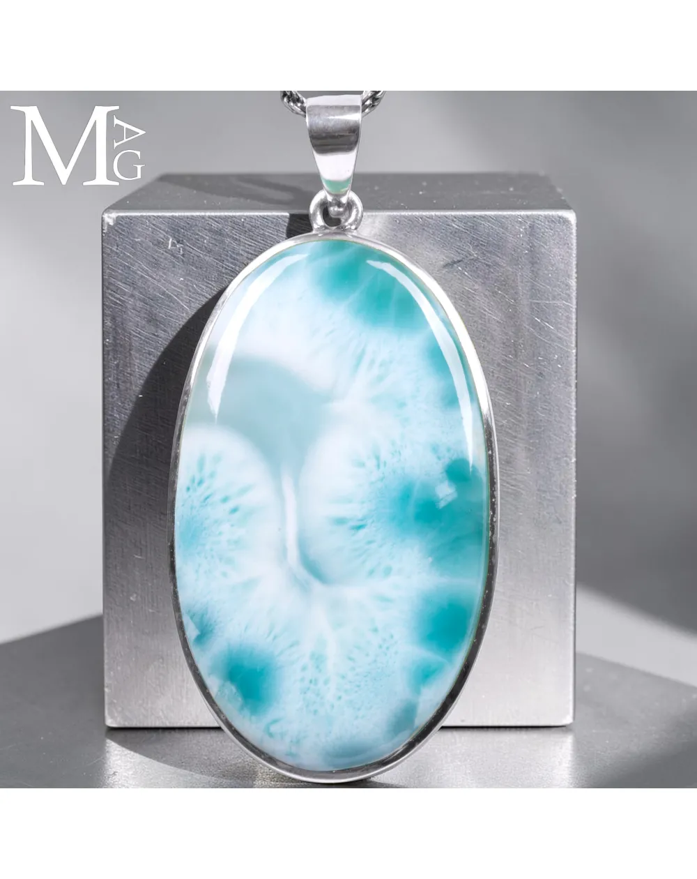 Ciondolo in Argento con Larimar Naturale dei Caraibi.