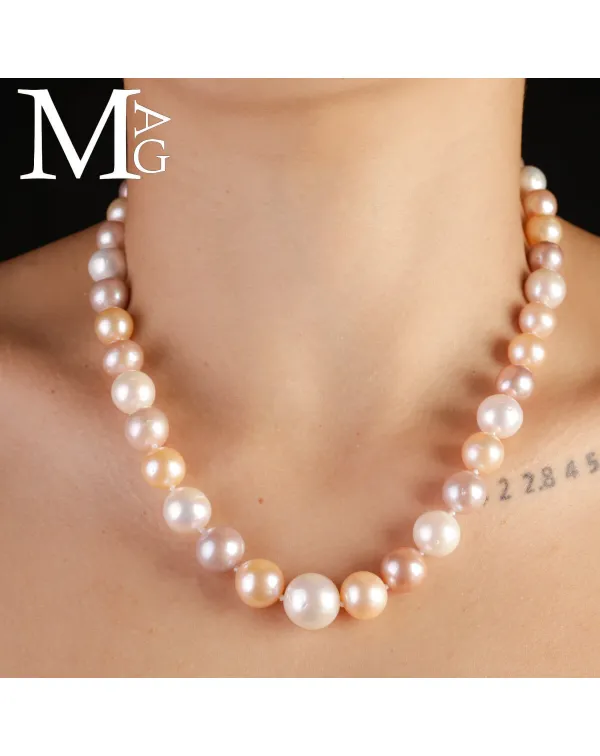 Collana Multicolore di Perle di Acqua Dolce.