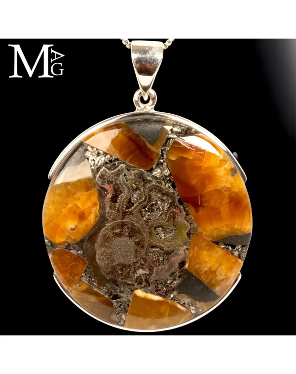 Ciondolo con Ammonite Piritizzata.