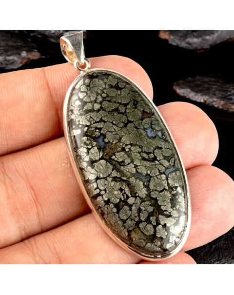 Ciondolo in Argento con Rara Pirite Piumata.