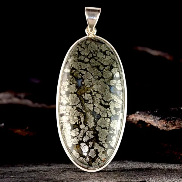 Ciondolo in Argento con Rara Pirite Piumata.