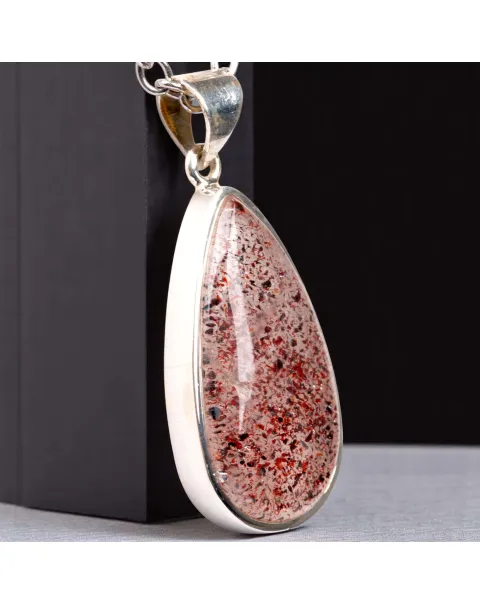 Ciondolo in Argento con Quarzo Fragola a Goccia.