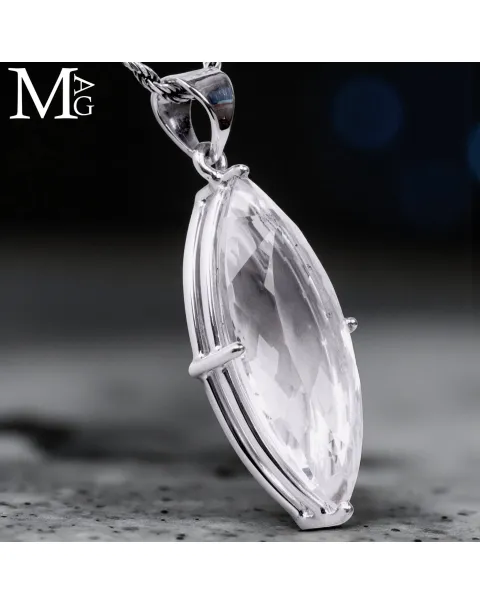 Ciondolo in argento con Quarzo Ialino taglio Marquise
