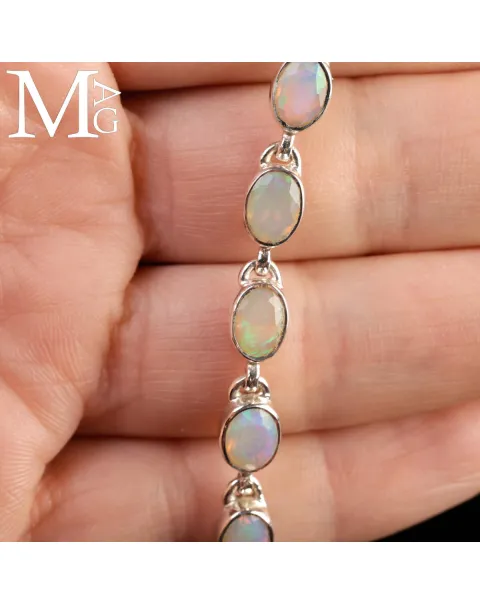 Bracciale in Argento con Opali Etiopi Welo