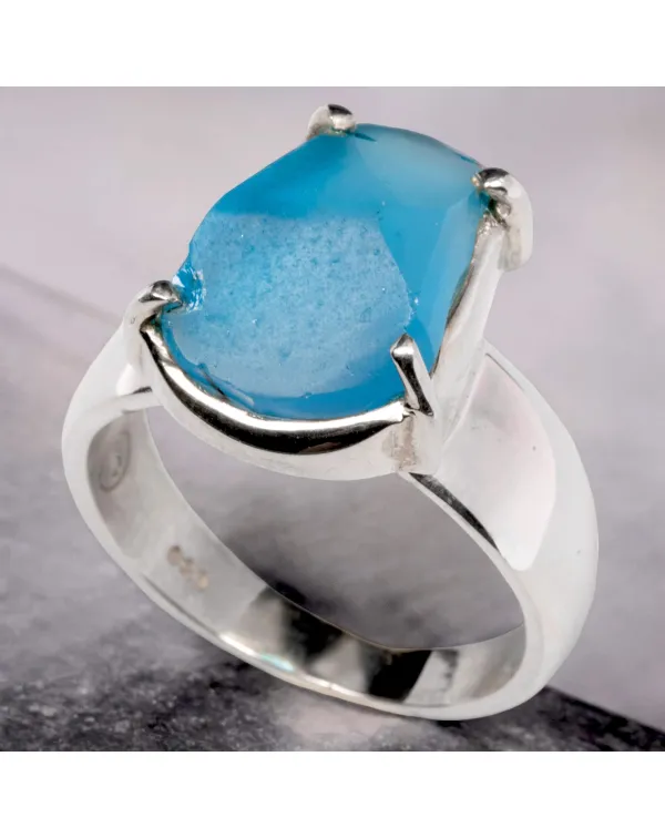 Anello in Argento con Topazio Grezzo Swiss Blue.