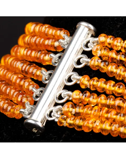 Collier in Zaffiri Arancioni – 760 Carati di Luminosità Solare
