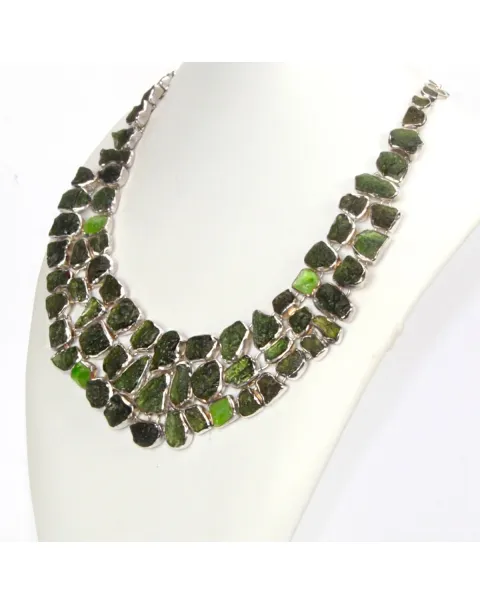 Collana con Moldavite e Peridoto