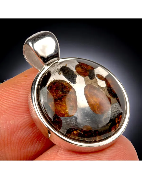 Elegante Ciondolo in Argento con Meteorite Seymcha...