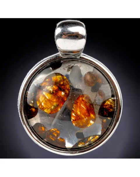 Elegante Ciondolo in Argento con Meteorite Seymchan.