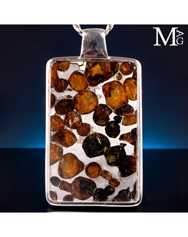 Ciondolo in Argento con Meteorite Pallassite