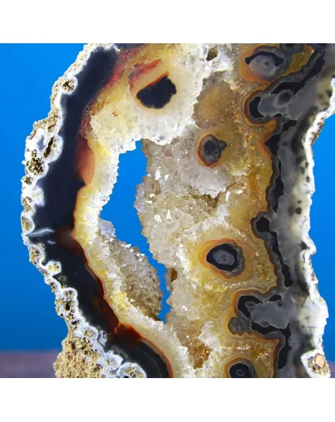 Geode Agata