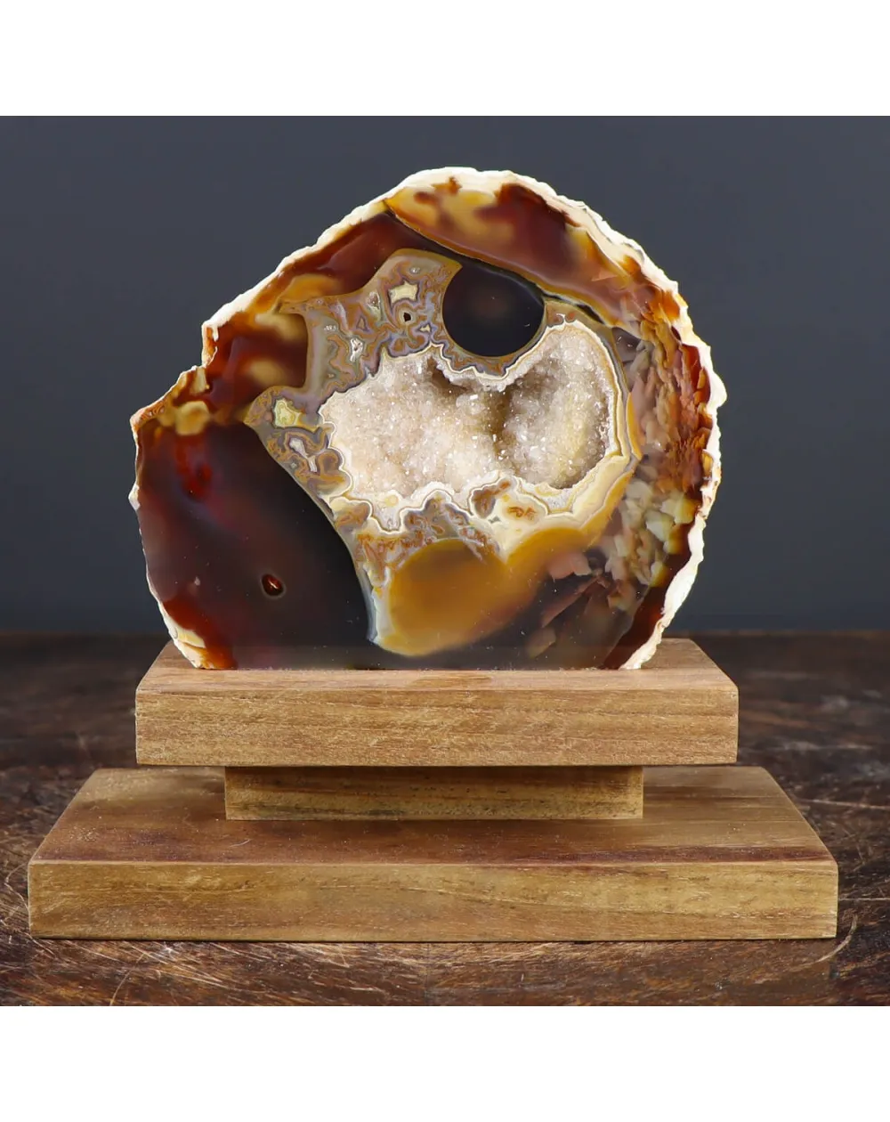 Geode Agata
