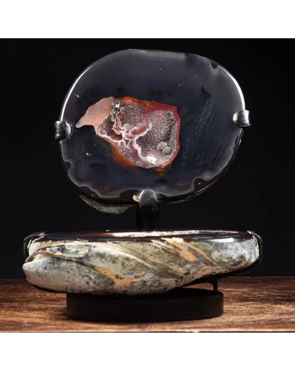 Geode Agata Sezionata su base