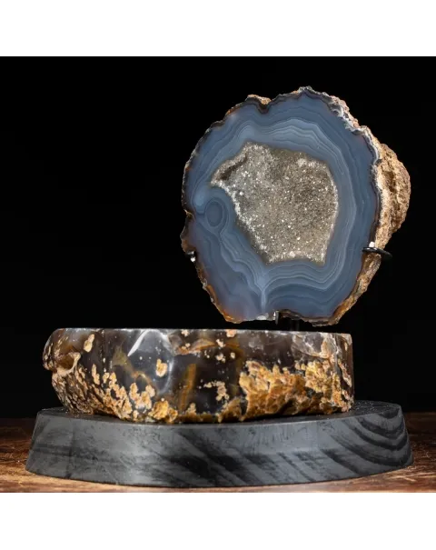 Geode Agata Sezionata su base