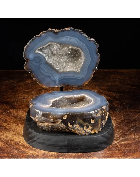 Geode Agata Sezionata su base