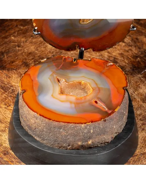 Geode Agata Sezionata su base