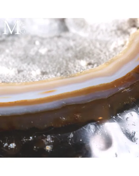 Geode di Agata sezionato e lucidato – Jewelry Box naturale