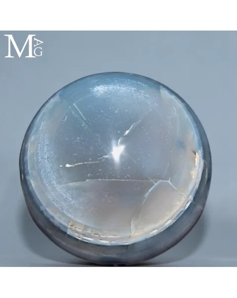 Sfera in Agata Azzurra a Bande – Un Mondo di Ghiaccio.
