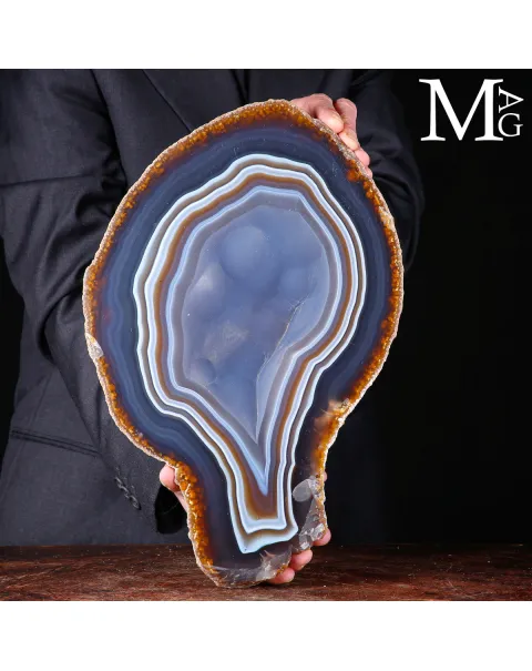 Grande Sezione di Agata Naturale da Geode