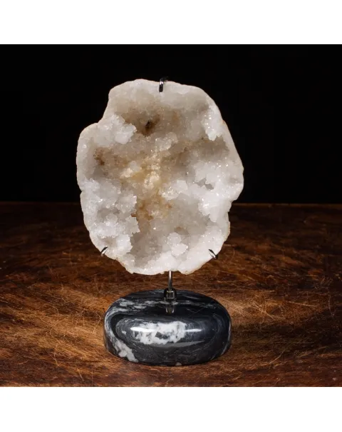 Geode Calcite su Marmo