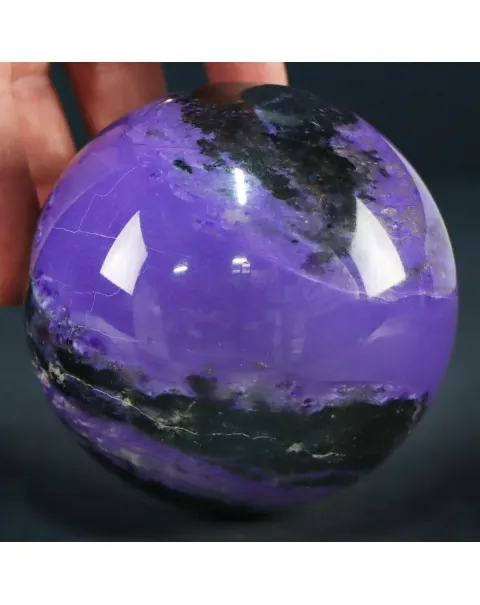 Sfera in Charoite