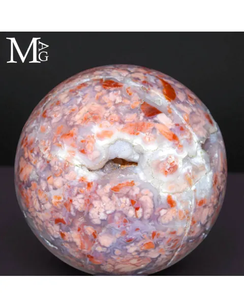 Sfera in Agata Sakura.