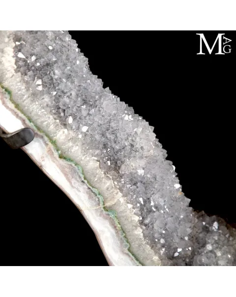Geode di Ametista Grigia – Portale Siliceo del Cretaceo