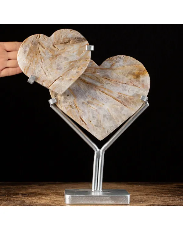 Arte in Ametista Rosa - L'Espressione dell'Amore: